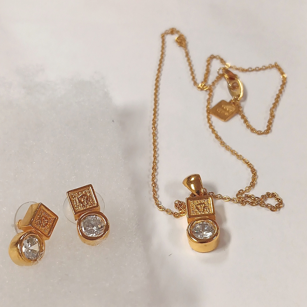 Signed AK Anne Klein lion logo stone pendant necklace & Earrings - Picture 4 of 6